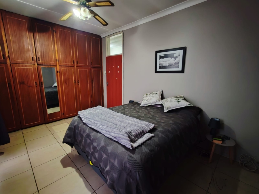 2 Bedroom Property for Sale in Potchefstroom North West